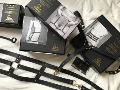 Bijoux Indiscrets Упряжь MAZE - Wide Belt & Restraints черная 0244